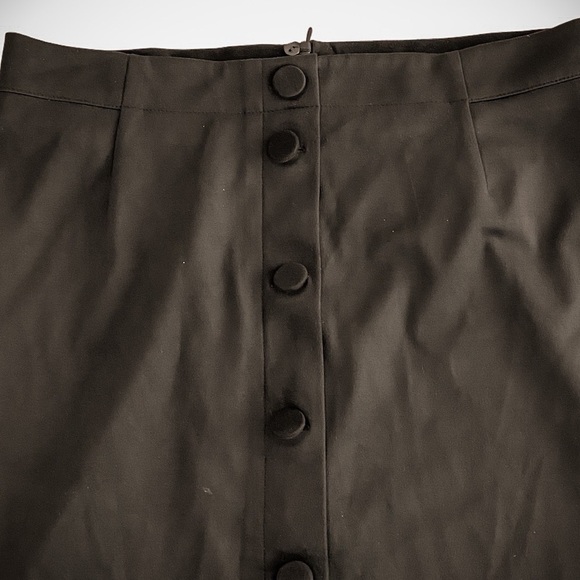 NWT H&M Black Button Front High-Rise Faux Suede Y2K Skirt Size 10 - Picture 3 of 11